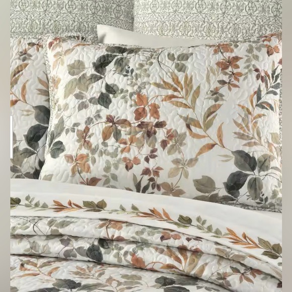 Royal Court Evergreen Quilt Set. - King NEWT - Picture 5 of 6